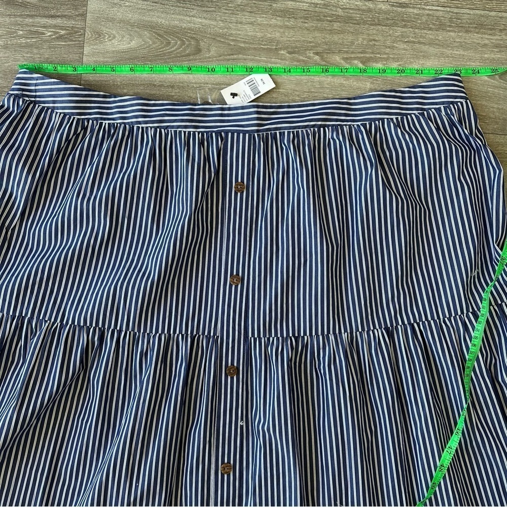 Lane Bryant Blue and White striped Skirt Size 26 28 NWT - Picture 2 of 6